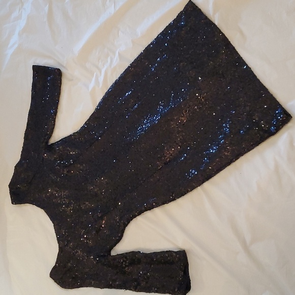 Lulu's Black Classic Sequin 3/4 Long  Sleeves Bodycon Cocktail Mini Dress - Picture 2 of 7